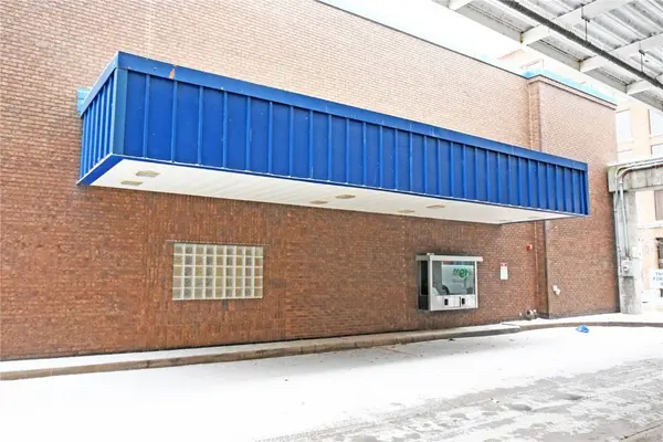 320 3rd ST SE #1st Floor, Cedar Rapids, IA 52401