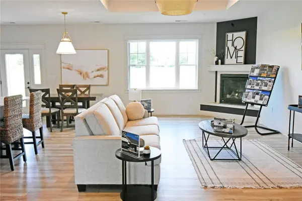 5195 Winslow RD, Marion, IA 52302