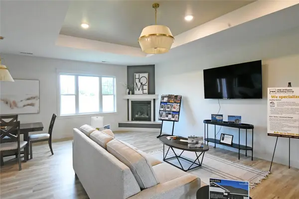 5195 Winslow RD, Marion, IA 52302