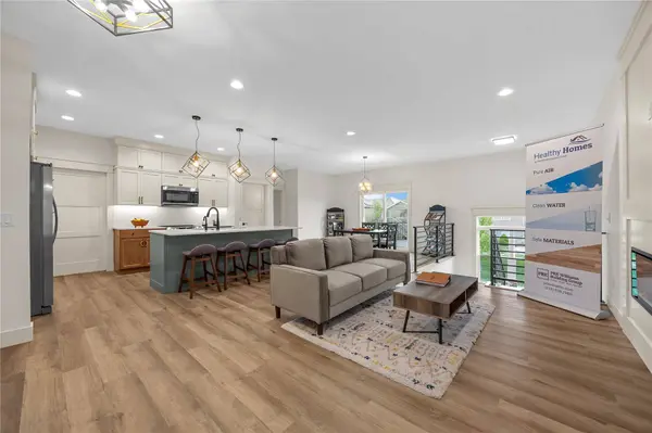 4374 Hastings DR, Marion, IA 52302