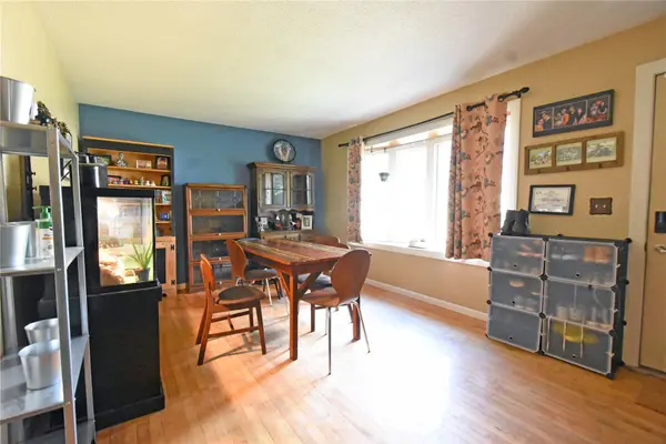1612 Woodside CT NW, Cedar Rapids, IA 52405