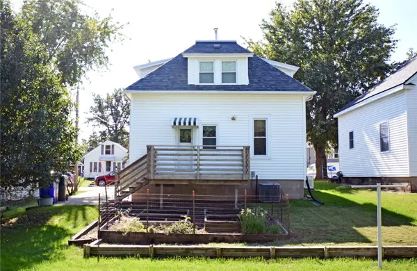 3137 Emerald AVE SE, Cedar Rapids, IA 52403