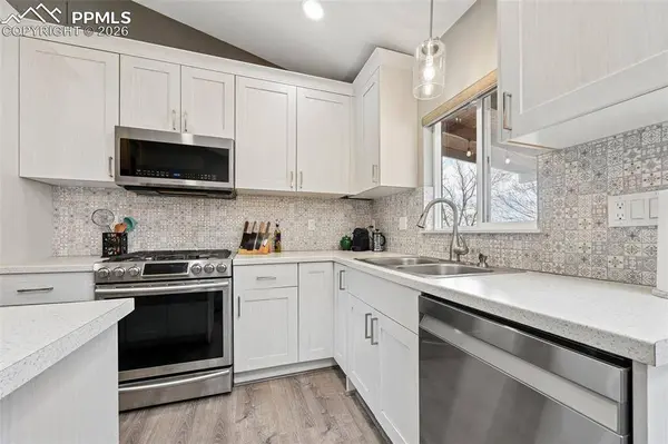 1249 Eastmeadow DR, Colorado Springs, CO 80906