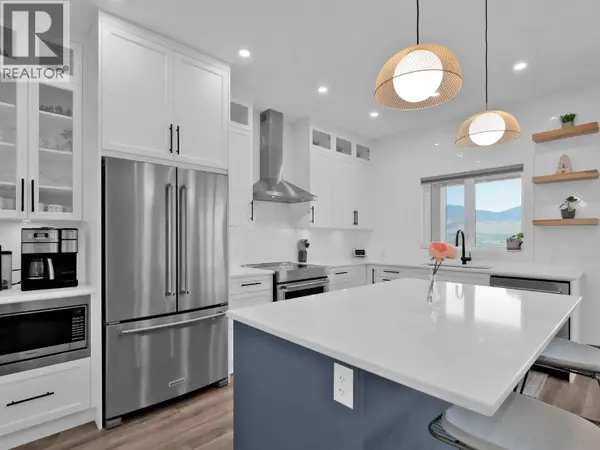 767 Acadia Street, Kelowna, BC V1V0A8