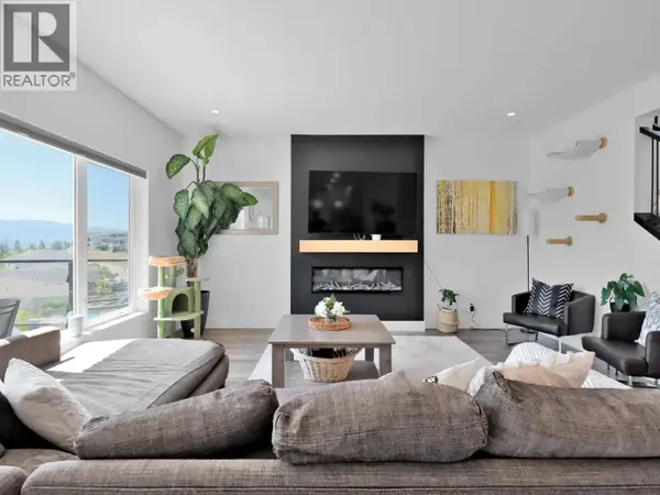 767 Acadia Street, Kelowna, BC V1V0A8