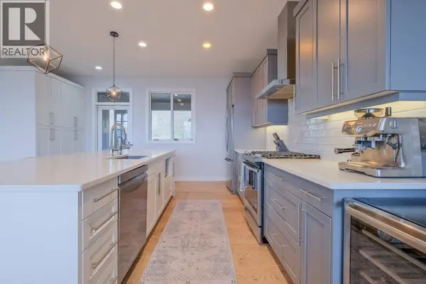 5643 Jasper Way, Kelowna, BC V1W5L7