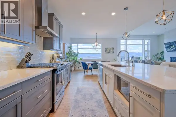 5643 Jasper Way, Kelowna, BC V1W5L7