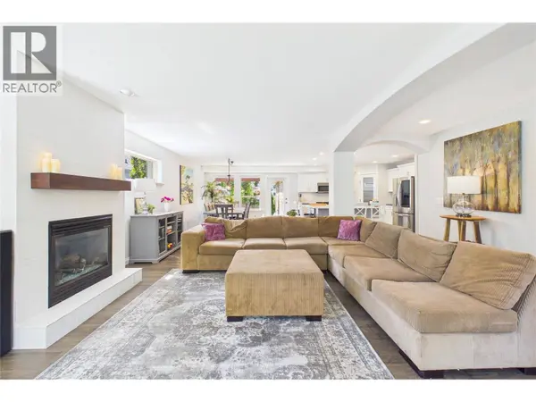 307 McCarren Avenue, Kelowna, BC V1W5A6