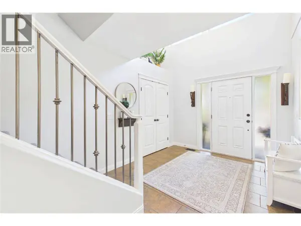 307 McCarren Avenue, Kelowna, BC V1W5A6