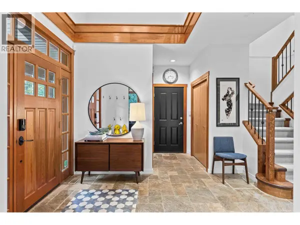 478 Okaview Road, Kelowna, BC V1Y7R3