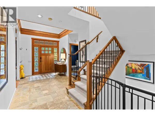 478 Okaview Road, Kelowna, BC V1Y7R3