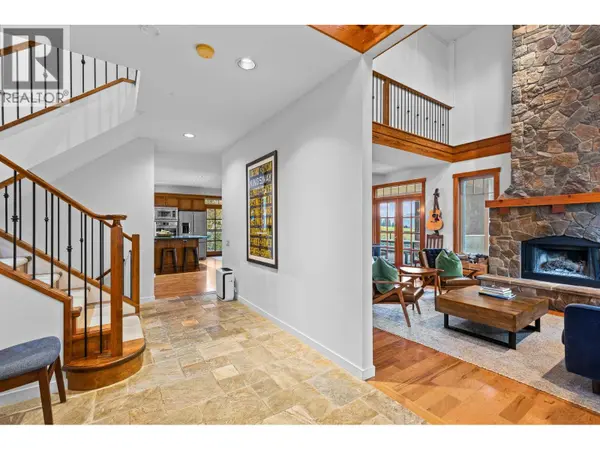 478 Okaview Road, Kelowna, BC V1Y7R3