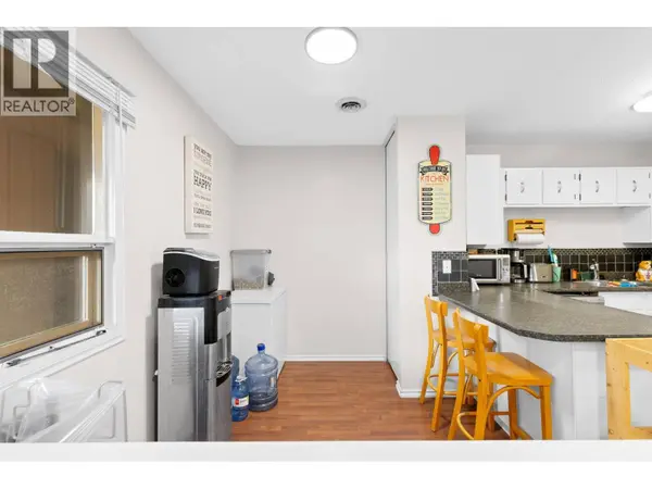 1660 Ufton CT #203, Kelowna, BC V1Y8G7