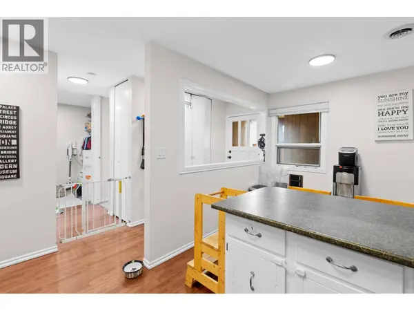 1660 Ufton CT #203, Kelowna, BC V1Y8G7