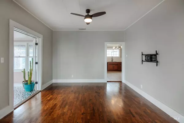 415 7th Ave North, Nampa, ID 83687