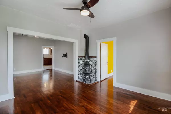 415 7th Ave North, Nampa, ID 83687