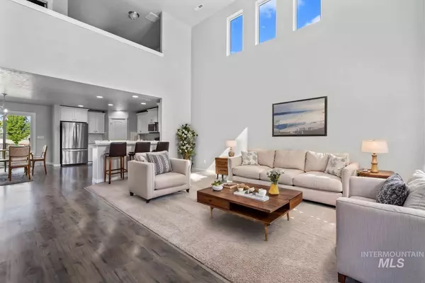 927 N Finsbury Way, Star, ID 83669