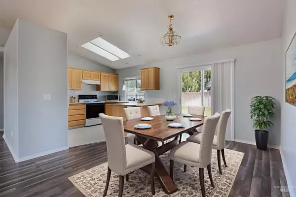 895 Partridge Dr, Mountain Home, ID 83647