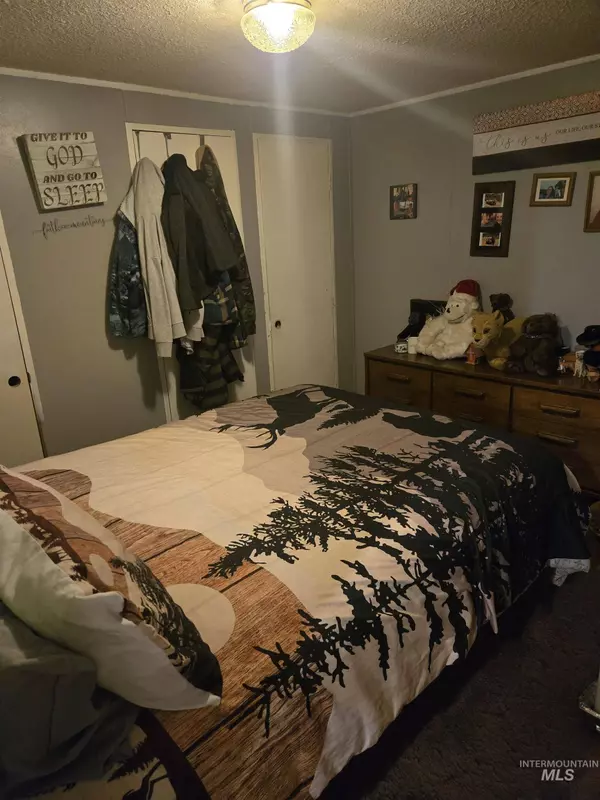 1165 E Commercial St, Weiser, ID 83672