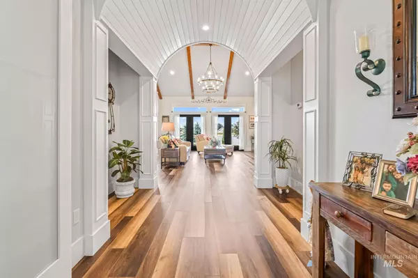 15191 Pinehurst Way, Caldwell, ID 83607