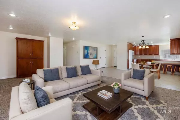 185 Toner Dr, Paul, ID 83347