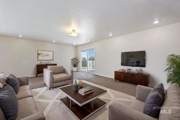 185 Toner Dr, Paul, ID 83347