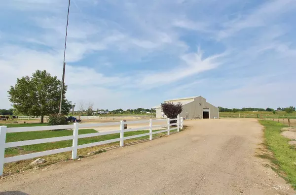 85 S Robinson Road, Nampa, ID 83687