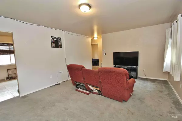 314 Baker Drive, Mountain Home, ID 83647