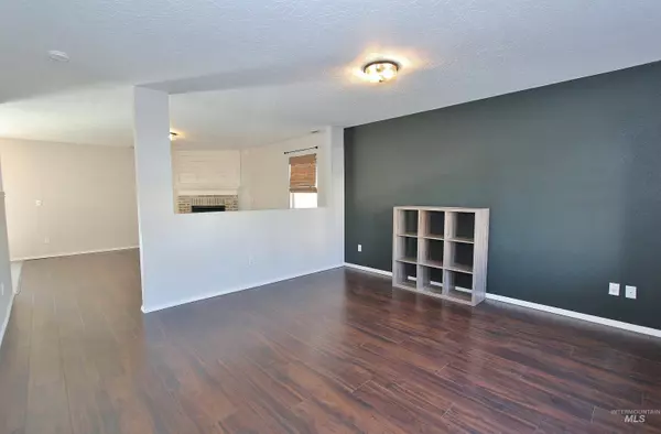 3012 Arcadian Dr, Caldwell, ID 83605