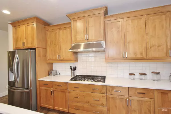 12682 W Teratai St, Star, ID 83669