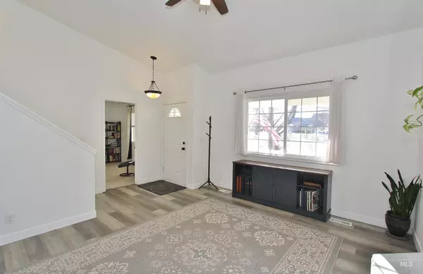 808 Ada Court, Nampa, ID 83686