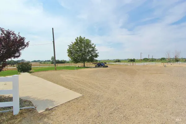 85 S Robinson Rd, Nampa, ID 83687