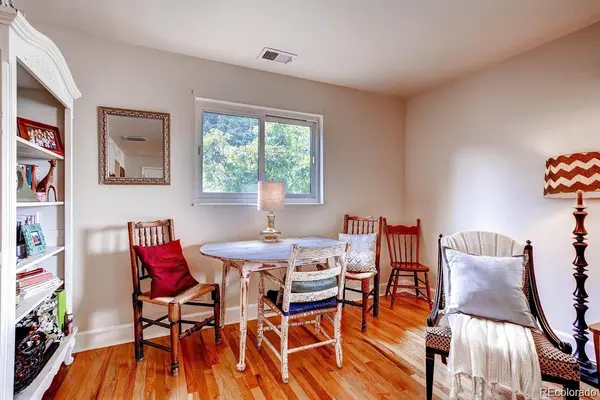 5422 S Nevada ST, Littleton, CO 80120