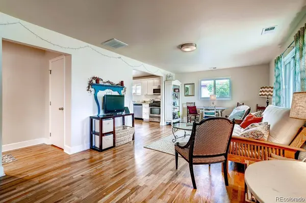 5422 S Nevada ST, Littleton, CO 80120