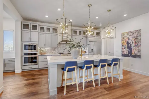 29 Wild Plum LN, Columbine Valley, CO 80123