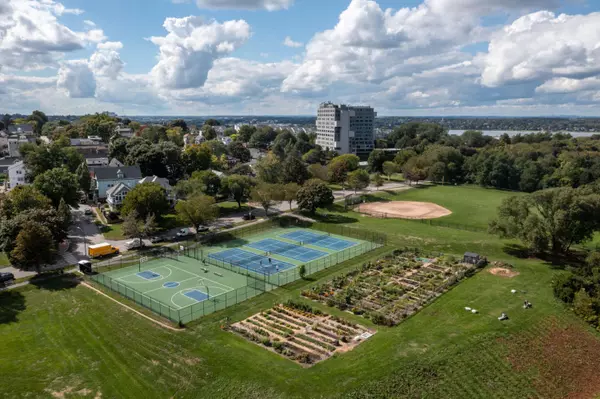 340 Eastern #155, Portland, ME 04101