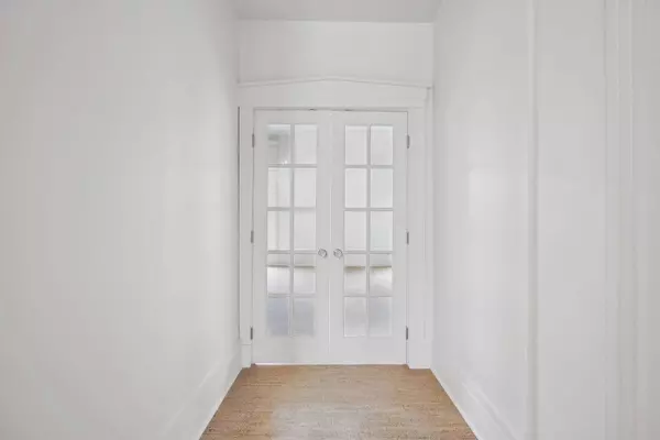 17 Pine ST #2, Portland, ME 04102