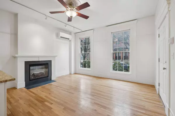 17 Pine ST #1, Portland, ME 04102