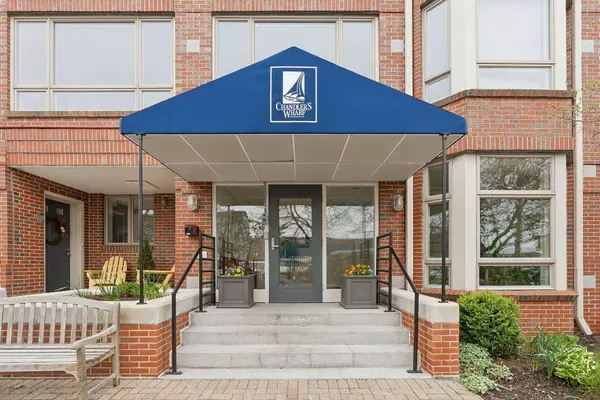 709 Chandlers Wharf #709, Portland, ME 04101