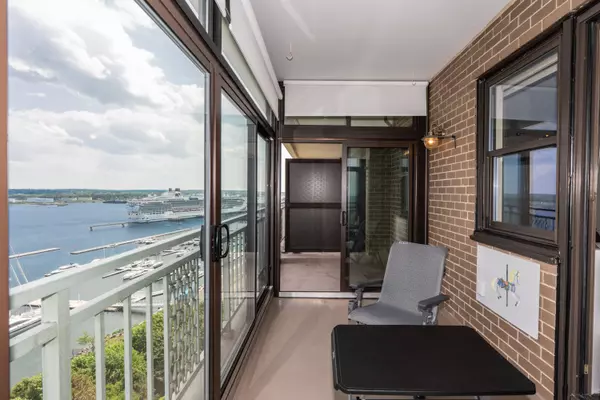 45 Eastern Promenade #8D, Portland, ME 04101