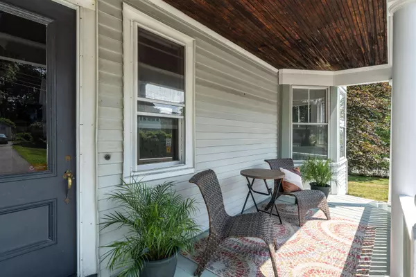 67 Beacon ST, Portland, ME 04103