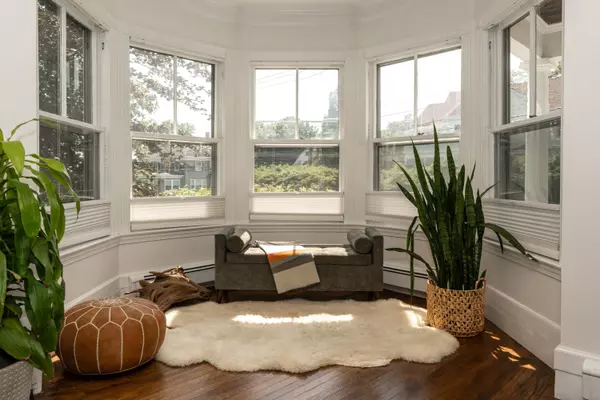 67 Beacon ST, Portland, ME 04103