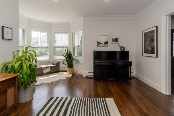 67 Beacon ST, Portland, ME 04103