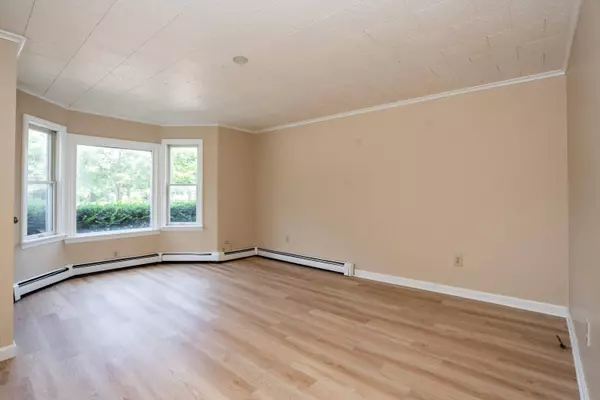 646 Main ST, Westbrook, ME 04092