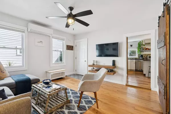 20 Tate ST, Portland, ME 04102