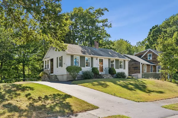 79 Birchvale DR, Portland, ME 04102