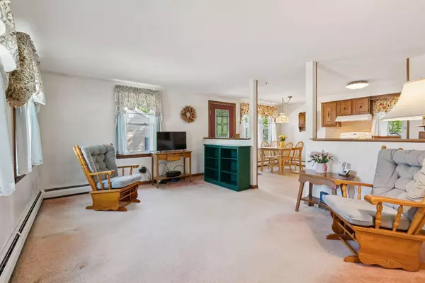 79 Birchvale DR, Portland, ME 04102