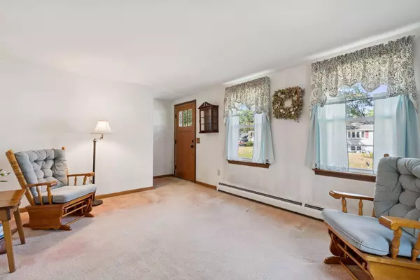 79 Birchvale DR, Portland, ME 04102