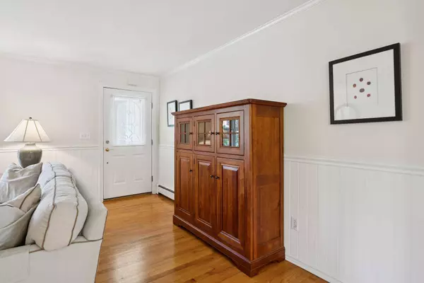 56 Two Rod RD, Scarborough, ME 04074