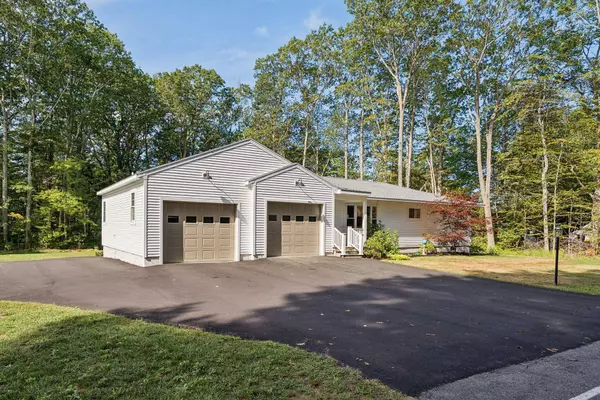 56 Two Rod RD, Scarborough, ME 04074